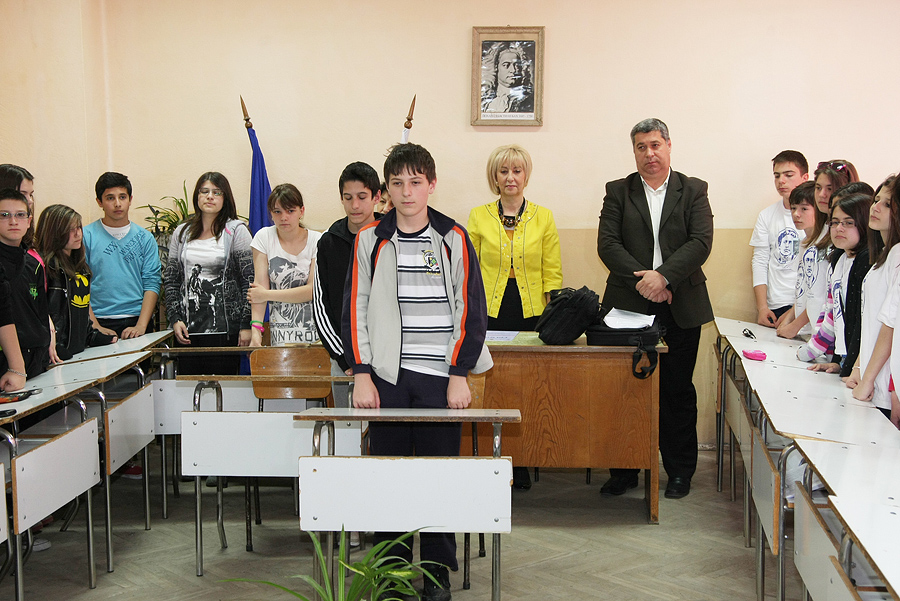 Отговаряне на въпроси за народните будители